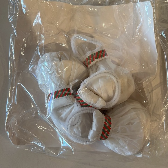 🦄3 for 10🦄 14 Streamers Poppers, No Mess Paper Crackers - Picture 3 of 3